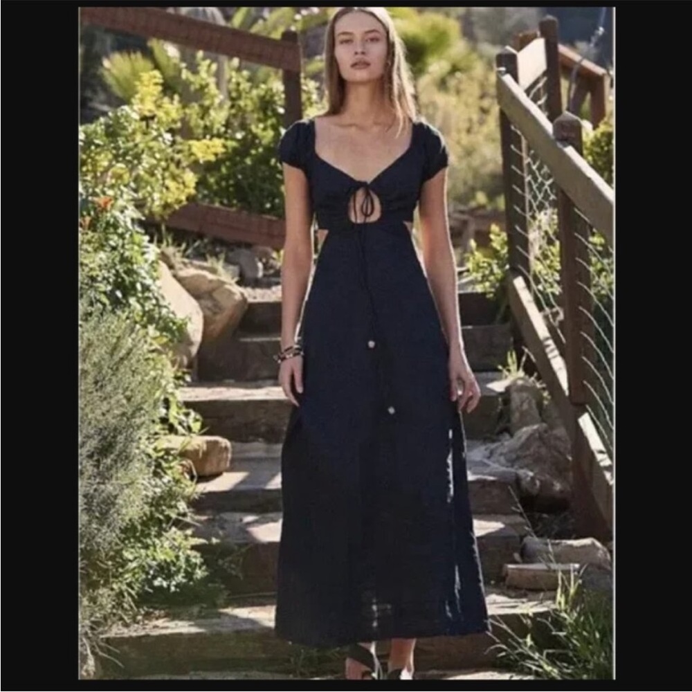 Free People Endless Summer Extra Dose Keyhole Cutout Midi Dress in Black XS